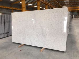 Grande dalle de granit poli pour plan de travail, design contemporain, surface durable - Product Image 4