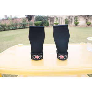 Poignées de musculation avec compression de poignet en nylon, accessoires de gym pour entraînement, poignées en microfibre pour haltérophilie, OEM ODM, logo personnalisé - Product Image 4