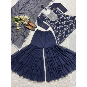 Mono de Fiesta de Diseñador con Top Sharara Plazzo y Dupatta para Ocasiones Elegantes - Product Image 2