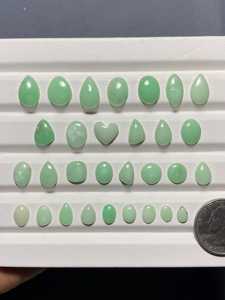Turquesa Paloma Natural Hecha a Mano, Variscita de Corte Ovalado 9x11x3MM, Gema Verde Lisa de Alto Brillo para Joyería - Product Image 1