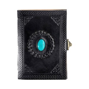 สมุดบันทึกหนังแท้สีดำ 100% พร้อมฝาปิดประดับหินตรงกลาง ตัวล็อคแบบทองเหลืองโบราณ หน้ากระดาษสีขาวเปล่า - Product Image 1