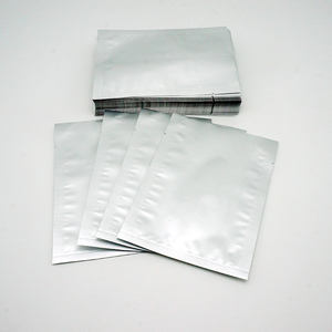 Sac antistatique à fermeture éclair SYSTECH en LDPE standard avec poignée intégrée pour appareils photo et autres produits électroniques grand public - Product Image 1