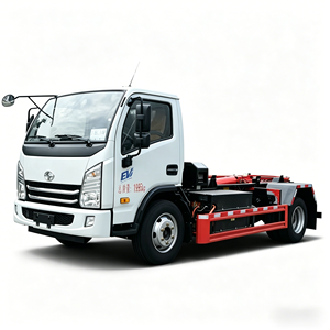 Camión de Basura con Brazo Gancho Yuejin de Nueva Energía 4x2, Camión Eléctrico para Contenedores de Residuos de 5-8m³ - Product Image 1