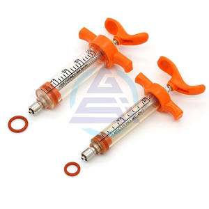 Seringue vétérinaire 10ml/20ml pour injection de vaccin, dose réglable, en acier inoxydable 304, avec embout de distribution pour bétail et volaille - Product Image 1
