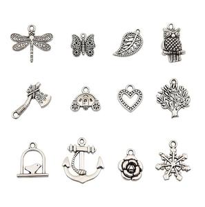 Llaveros de doble tono con diseño de mariposa, bonitos colgantes de metal para teléfono, collar, pulsera, para mujeres y niñas, estética de viaje, colgante decorativo. - Product Image 3