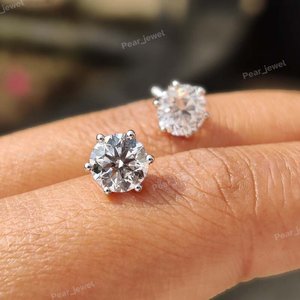 Pendientes de Diamantes Redondos con Corte Brillante, Plata 925, Engaste Hecho a Mano, Clásicos, para Compromiso, para Mujer - Product Image 3