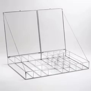 Moderna Caja de Joyería Mini en Oro Rosa, Duradera, de Metal y Latón, con Espejo de Vidrio Templado, Elegante y Decorativa, para Guardar Collares - Product Image 3
