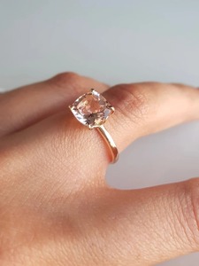 Bague de fiançailles solitaire en or massif 14 carats, Morganite naturelle en forme de lèvres, 2 carats, faite à la main, bijoux de luxe - Product Image 6