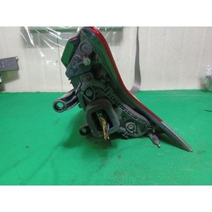 Luz Trasera Exterior Izquierda Usada OEM 9805510580 para 3008 Fase II 2013-2016 - Product Image 4