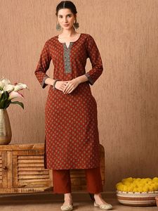 <b>Women</b> Floral Printed Cotton <b>Kurta</b> Set With Trousers And Dupatta Ankle Length Regular Fit Traditional Style <b>For</b> Casual Wear - Product Image 5