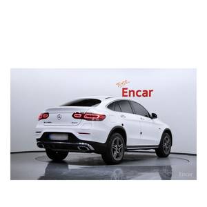 Mercedes-Benz GLC-Class GLC300e 4MATIC Coupé 2023, 48 923 km, Boîte de vitesses automatique, Sièges en cuir, Volant à gauche, Caméra de recul - Product Image 2