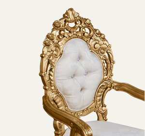 Fauteuil classique blanc de luxe fait main et durable en bois d'acajou pour salon, idéal pour hôtels et appartements - Product Image 5