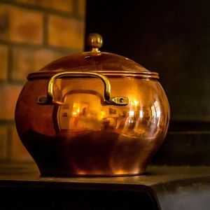 Multipurpose Copper Stock <b>Pot</b> with Lid Durable <b>Cooking</b> Casserole for Kitchen Restaurant Hotel Use High Quality Finish - Product Image 4