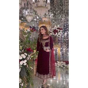 Conjuntos de diseñador para mujer con parte superior-Dupatta y parte inferior con Secuencia de bordado pesado Trabajo Aspecto elegante - Product Image 2