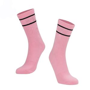 Chaussettes de sport respirantes à blocs de couleur en polyester/nylon tricoté fin pour adultes, idéales pour la course estivale - Product Image 3