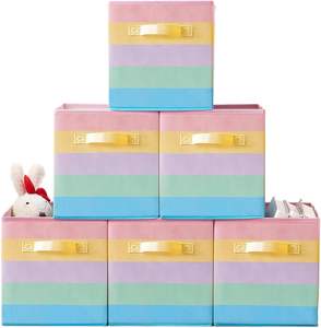 Élégant organisateur en tissu fabriqué au Vietnam pour vêtements et garage Solution de stockage d'articles personnels - Product Image 1