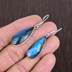 Boucles d'oreilles pendantes en argent sterling et labradorite bleue, bijoux artisanaux bohèmes, cadeau de luxe pour femme - Product Image 4