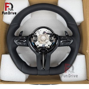 Volante Sportivo M Personalizzato per BMW Serie F con Paddle del Cambio per X1 X2 X3 X4 X5 X6 F48 F49 F39 F25 F26 F15 F16 F20 F21 F40 <span class=keywords><strong>F52</strong></span> - Product Image 1