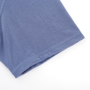 T-shirt respirant à manches courtes, col en V, couleur unie, coupe classique pour homme – Fournisseur OEM de marques privées - Product Image 4