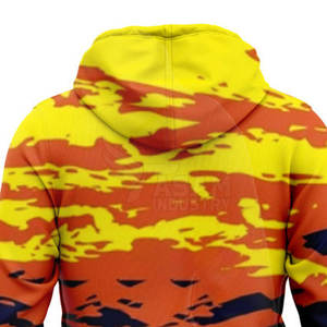 Sweat à capuche zippé sérigraphié, design tendance et élégant pour tenues décontractées - Product Image 5