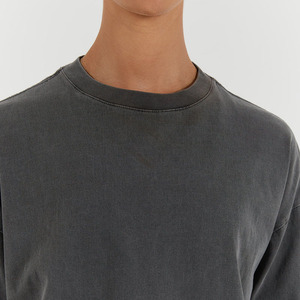 Custom Design Unisex Vintage Acid Washed Plus Size T-<b>shirt</b> Wholesale 220 GSM Heavy Cotton Loose Jersey Oversized Women T-<b>Shirt</b> - Product Image 4