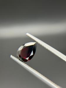 Granate Rojo Natural de 3 Piezas en Forma de Pera de 4.40ct, Gema Suelta con Juego de Color/Fuego para Joyería, Hecho en India - Product Image 4