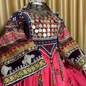 Vestido Étnico Tradicional Afgano Kuchi, Vestido Tribal Bordado a Mano, Vestido Étnico Vintage, Moda Cultural Afgana Kuchi - Product Image 6