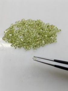 Peridoto Verde Natural, Corte Pera de 3x2MM, Gemas Sueltas de la Mejor Calidad para Joyería, Red Mountain Gems India - Product Image 5
