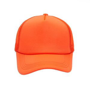 Gorra Personalizada OEM de Alta Calidad, 5 Paneles, Logotipo Bordado en 3D, Cierre a Presión, Estilo Vintage Trucker - Product Image 3