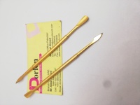 Pousse-cuticules personnalisé en acier durable, multifonction, de haute qualité, double extrémité, pour manucure et retrait des cuticules.