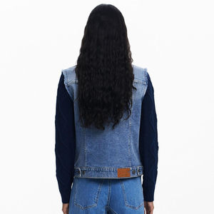 Chaqueta Vaquera Gótica Premium OEM para Mujer, con Botones y Cinturón, Ajuste Personalizado, Impermeable, Transpirable, para Uso Diario - Product Image 4