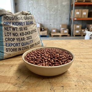 Frijoles Rojos Pulidos Seleccionados de Grado Industrial para Exportación, para Importadores Mayoristas, Clasificación Limpia, Empaque Seguro - Product Image 2