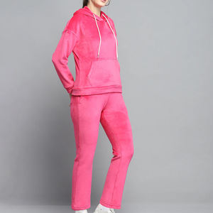 Conjunto Deportivo de Mujer Color Rosa, Colección de Invierno, Ropa Deportiva Transpirable, Sudadera 100% Algodón, Conjunto Deportivo Estampado para Mujer - Product Image 3