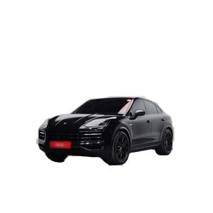 Porsche Cayenne 3.0 E-Hybrid Coupé 2024, 20,597 km, Caja de Cambios Automática, Asientos de Cuero, Volante a la Izquierda, Cámara Trasera - Product Image 1