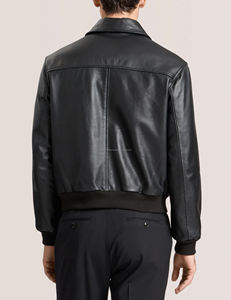 Chaqueta de Cuero PU Negra de Moda Urbana Personalizada para Hombre, Corte Regular, Cuello Camisero, Impermeable, Cortavientos, Informal - Product Image 2