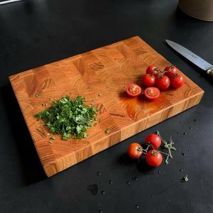 Planche à découper en bois d'acacia, finition lisse, durable, passe au lave-vaisselle, fabriquée à la main pour la cuisine, la préparation des aliments, le service et la cuisine à domicile - Product Image 1