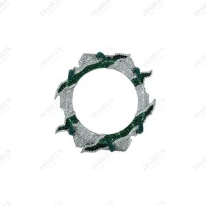 Reloj de Lujo con Bisel Cuadrado de Cuarzo Totalmente Cubierto de Diamantes Moissanite VVS en Dos Tonos - Product Image 4