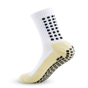 Wholesale Breathable Basketball Crew <b>Socks</b> Men's Thermal Polyester Sports <b>Socks</b> Unique Letter Pattern Team Pack - Product Image 3