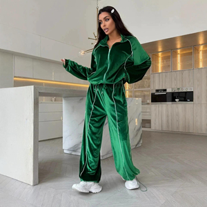 Conjunto Deportivo de Terciopelo para Mujer, Verde, Top con Cierre y Manga Larga, Pantalones Anchos, Corte Holgado, Color Sólido, para Todas las Temporadas - Product Image 3