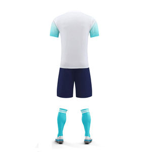 Uniforme de Fútbol Prime - Jersey y Pantalones Cortos Ultraligeros y Transpirables - Equipación Profesional para Equipos de Fútbol - Product Image 1