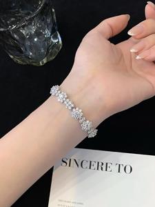 Bracelet tennis de luxe en moissanite plaqué argent, motif brocart, avec couronne de tournesols incrustée, style Hiphop, unisexe, tendance, effet glace brisée, pour mariage - Product Image 3