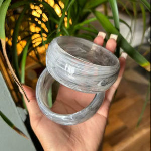 Pulsera Ancha de Resina Acrílica para Mujer, de Moda, para Uso Casual, Venta al por Mayor - Product Image 1