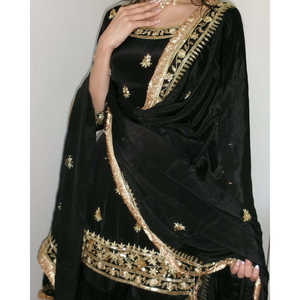 Belle robe de bal de soirée avec costume de travail de séquence de broderie - Product Image 1