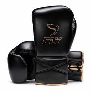 Dernier modèle de gants de boxe en cuir véritable noir et or avec logo personnalisé, gants de compétition professionnels de Muay Thai. - Product Image 2