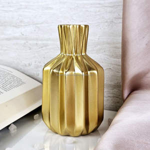 Vase à fleurs en aluminium doré fait à la main chef-d 'œuvre artisanal pour élever votre décoration intérieure élégance artisanale - Product Image 5