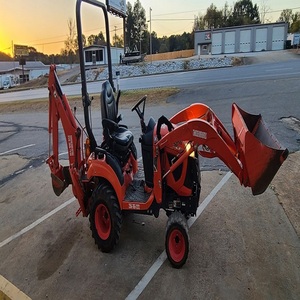 Tractores Agrícolas Multifuncionales Kubota M70, 4 Cilindros Diésel, Tracción en las 4 Ruedas 4x4, Mini Tractor con Cargador Frontal - Product Image 1