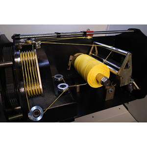 Machine à tordre et à emballer les fils à grande vitesse pour le torsion des fils - Product Image 1