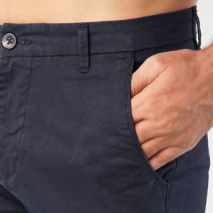 Pantalon Oxford en coton écologique léger bleu marine coupe droite pour homme, taille mi-haute, braguette boutonnée, devant plat, style décontracté chic - Product Image 3