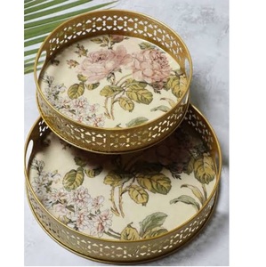 Bandeja de Servicio Decorativa de Metal Hecha a Mano con Acabado Esmaltado o Bandeja para Bebidas Frías de Alta Calidad Suministrada por India - Product Image 6