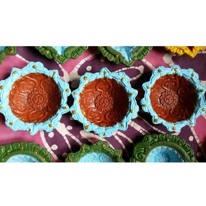 Lámpara de aceite de arcilla india hecha a mano para la decoración del festival Diwali y ceremonias religiosas |   Fabricante Mayorista a Granel - Product Image 3